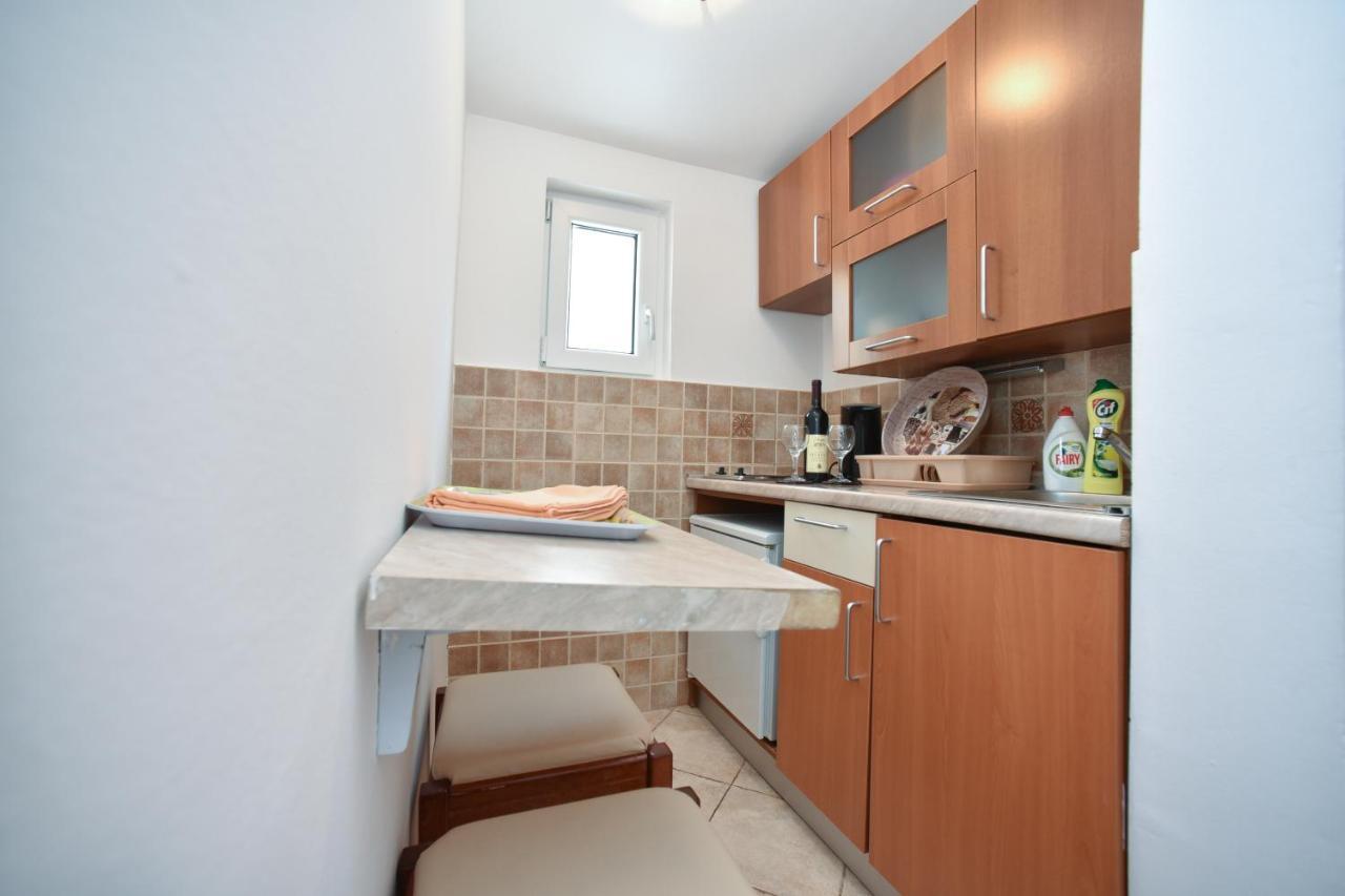 Apartmani Soljaga Петровац Экстерьер фото
